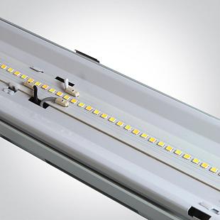 Interiérové svietidlo ONE LIGHT IP65 70W CCTV PV 230V PC/PC 38150M/V